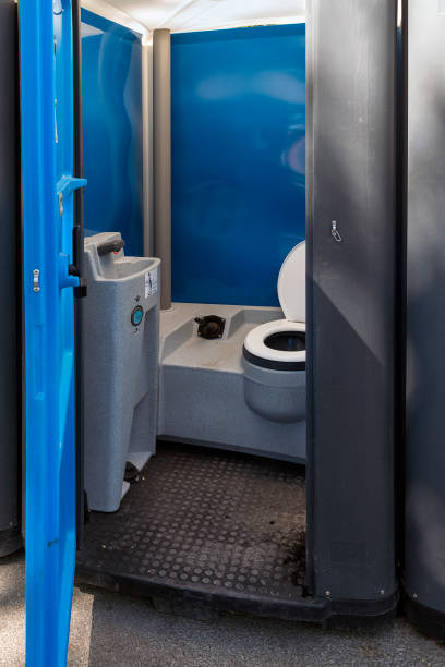 Best Porta potty rental near me  in Stuart, IA
