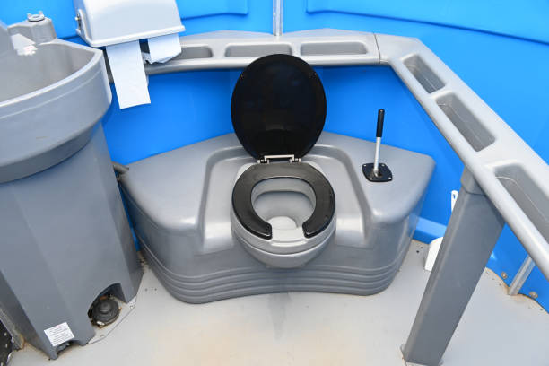 Best Restroom trailer rental cost  in Stuart, IA